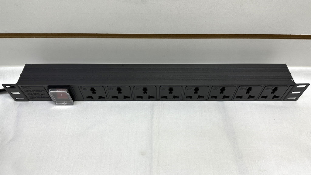 PDU Regleta Multitoma Horizontal 8 Tomas Universales para Rack –  Electronica Cecomin