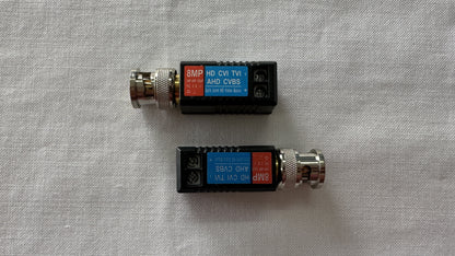 Video Balun HD pasivo 8 MP de BNC a UTP conectores dorados