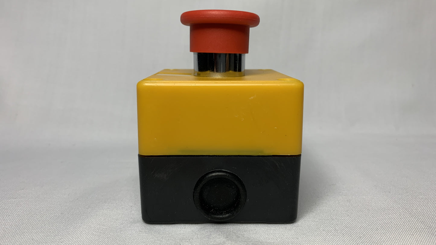 Boton Pulsador tipo hongo 40 mm de Emergencia con Llave y Caja