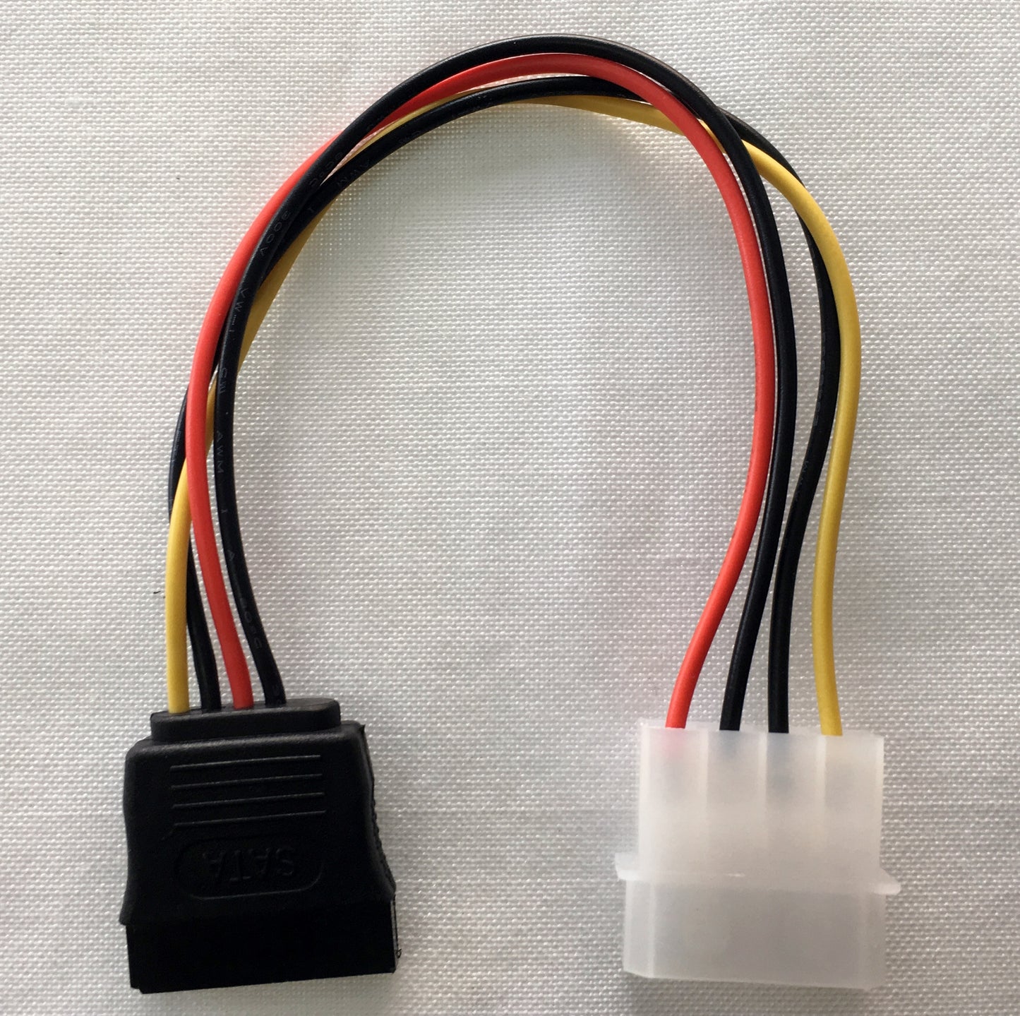 Cable De Energia Molex IDE a SATA para Discos Duros 3.5 pulgadas